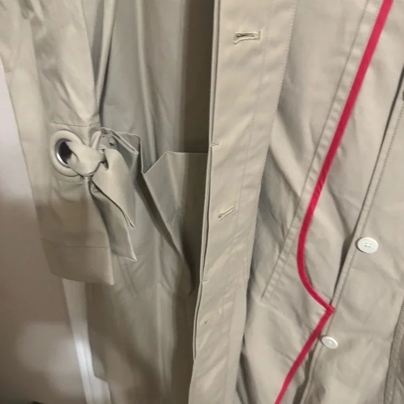 Alex Mill Beige Trench Coat with Red Trim - Picture 5 of 7